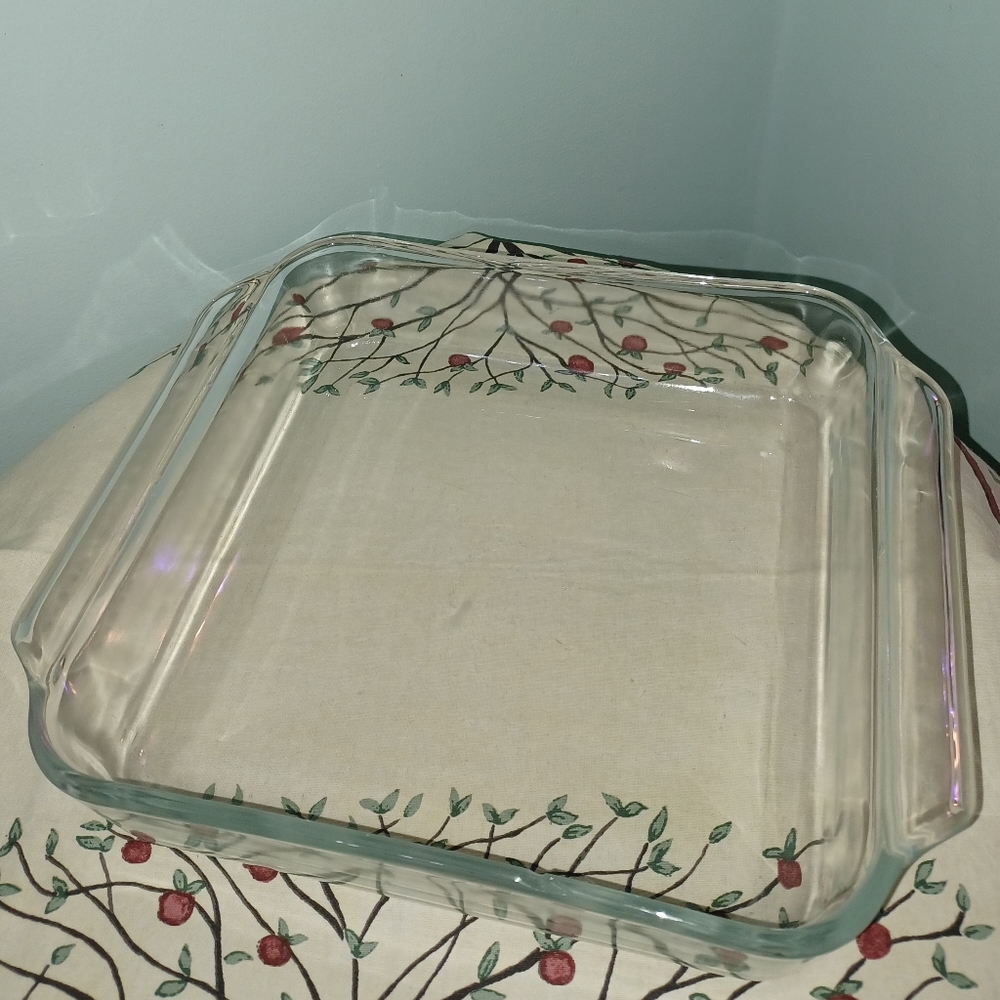 Vintage baking dish 8"×8" USA